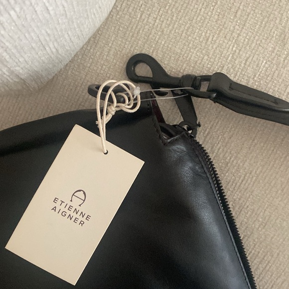 Etienne Aigner leather shoulder bag - Picture 5 of 16